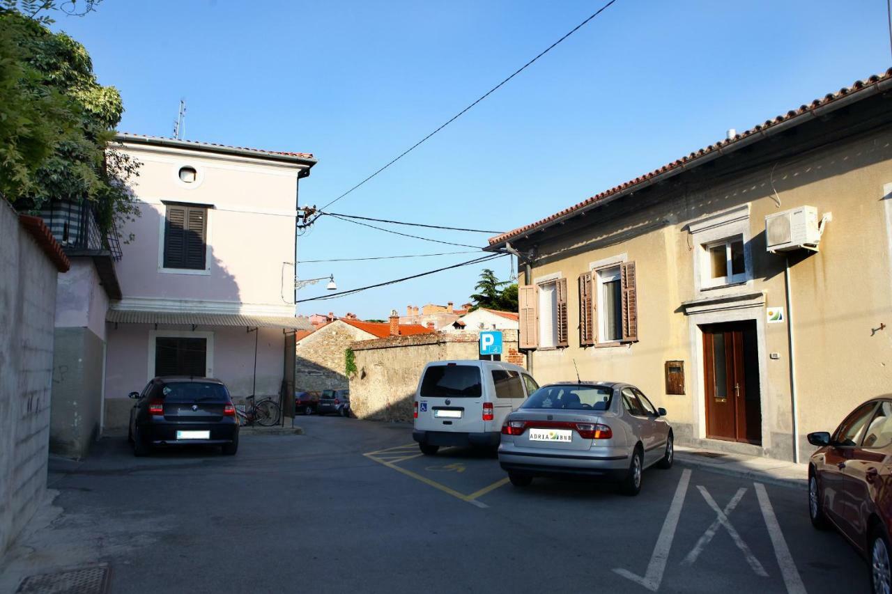 Apartma Grof Capodistria Esterno foto